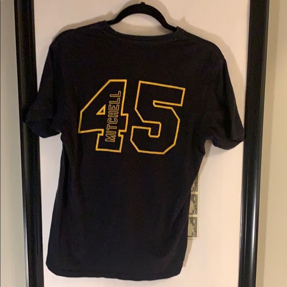 Donovan Mitchell 47 brand tee 🏀 - Picture 2 of 4
